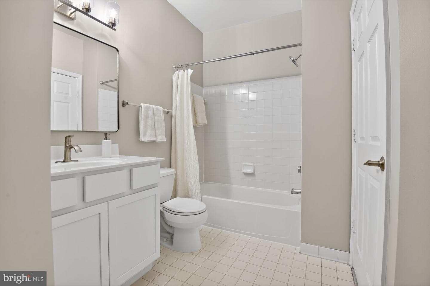11326 Westbrook Mill Lane #301 photo 20