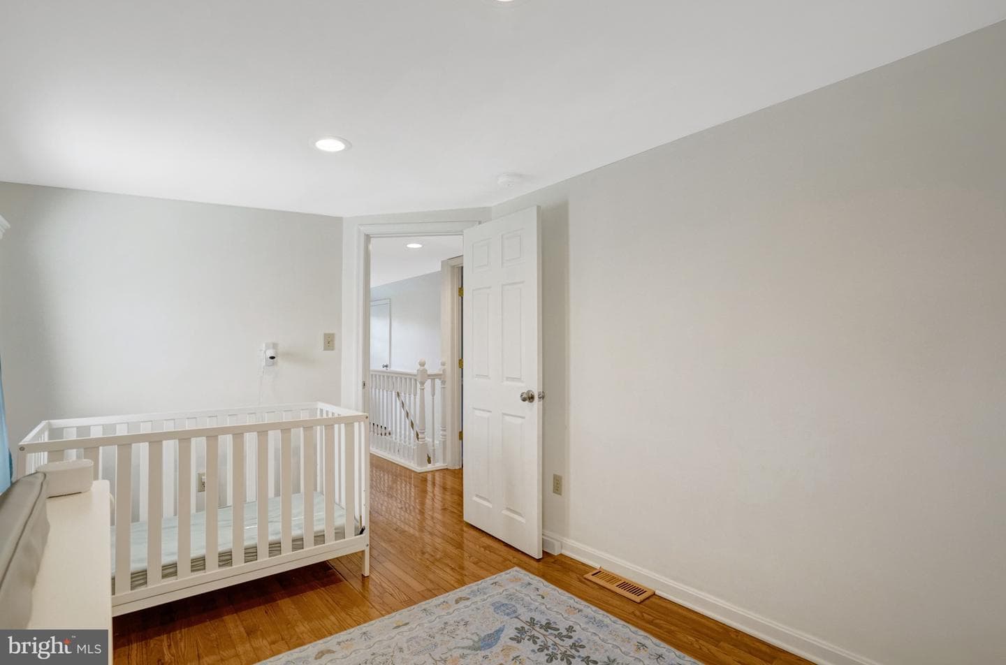 4913 Grafton Street photo 29