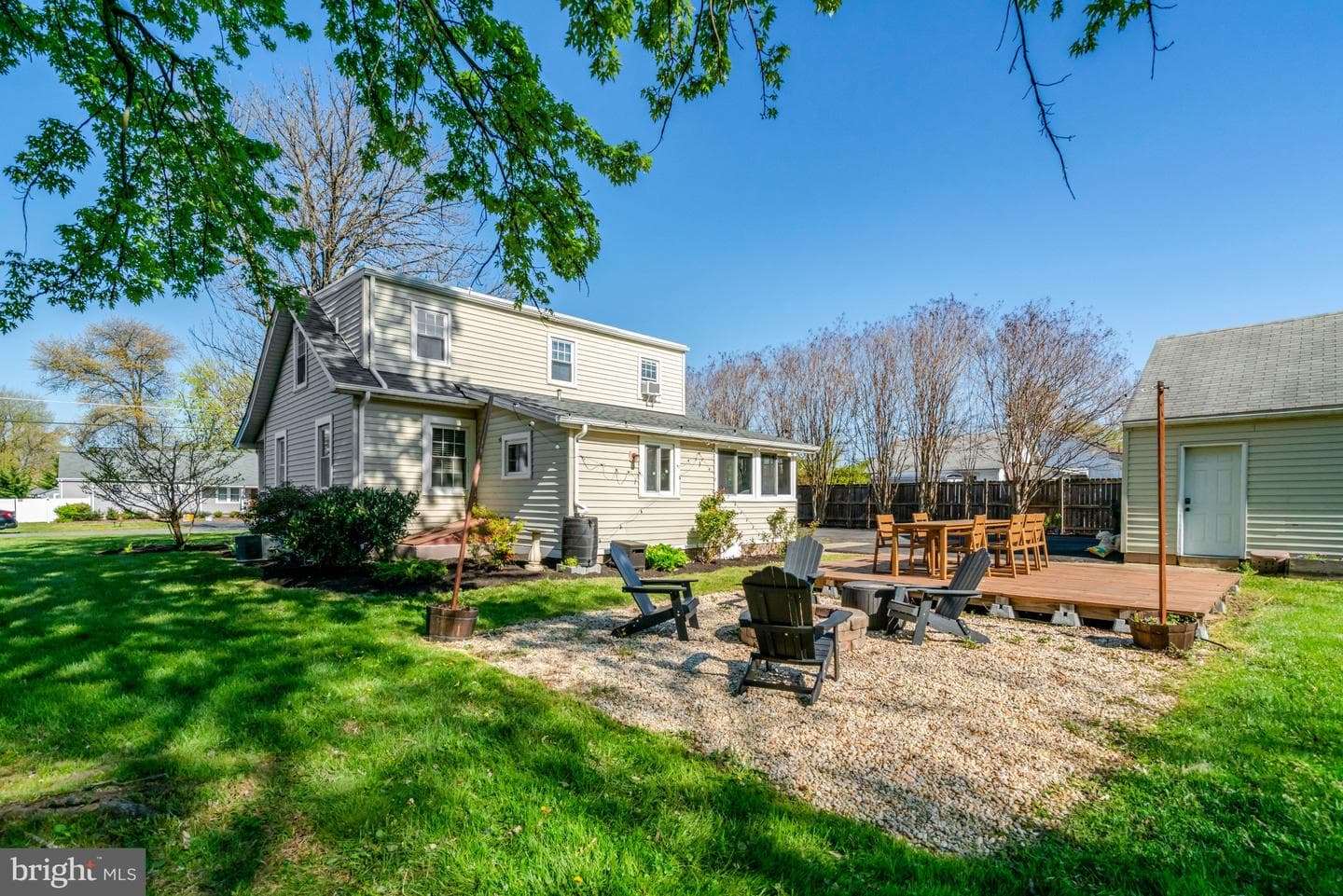 4913 Grafton Street photo 44