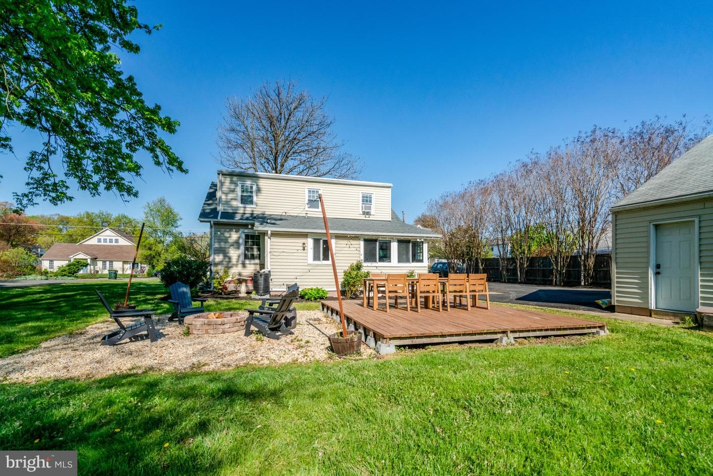 4913 Grafton Street photo 45