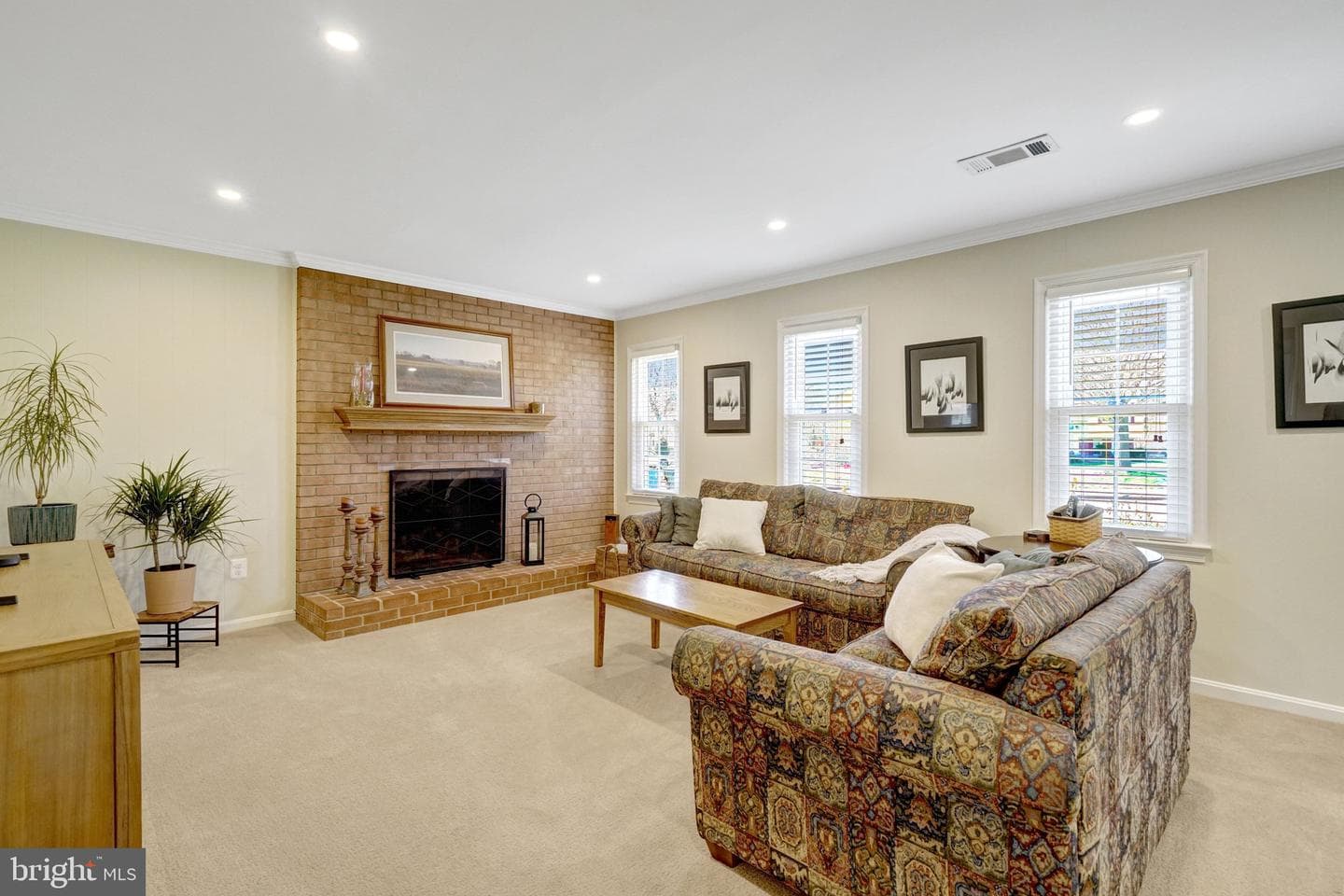 5700 Broadmoor Street photo 38