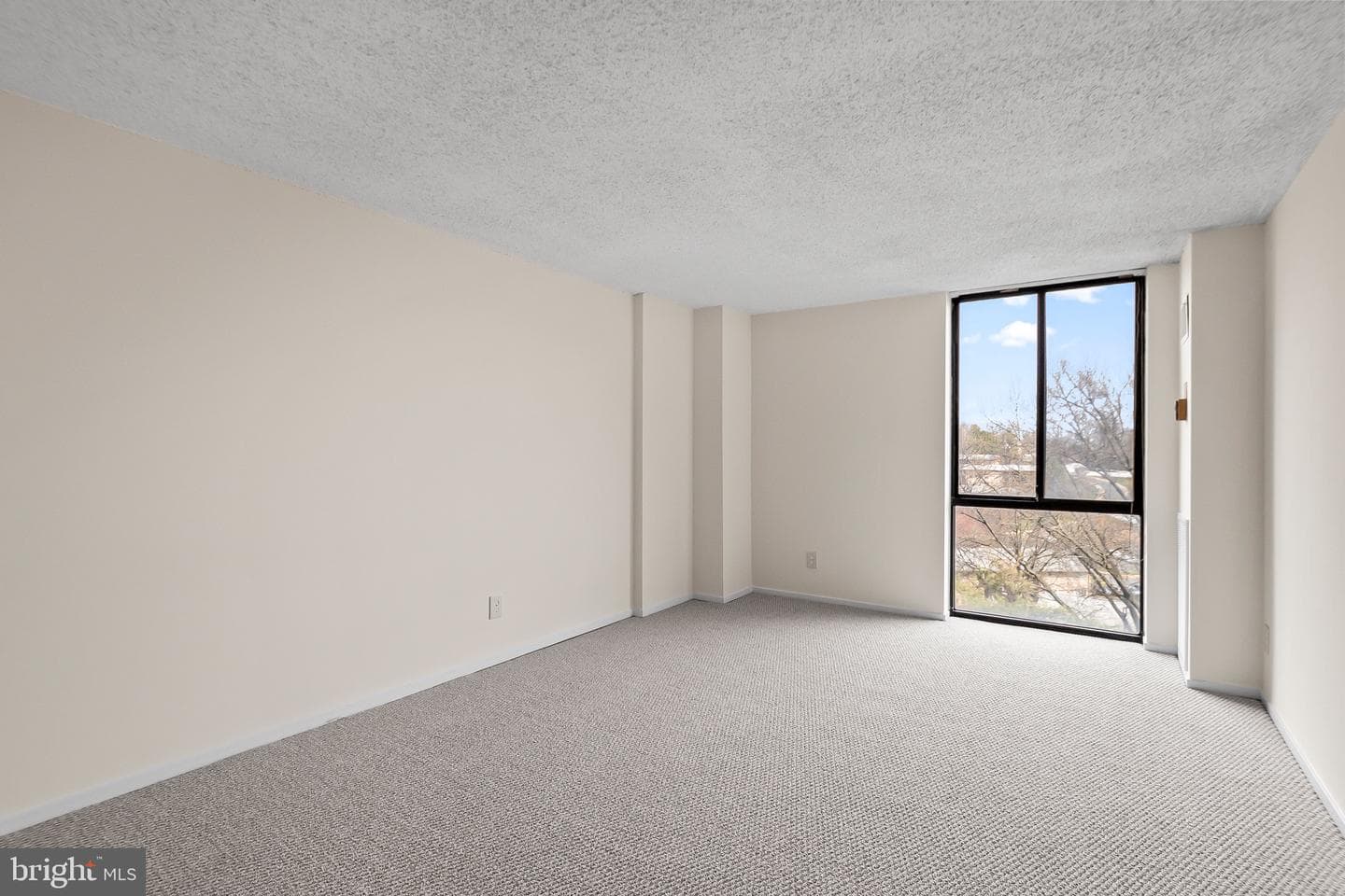 2300 Pimmit Drive #608 photo 19