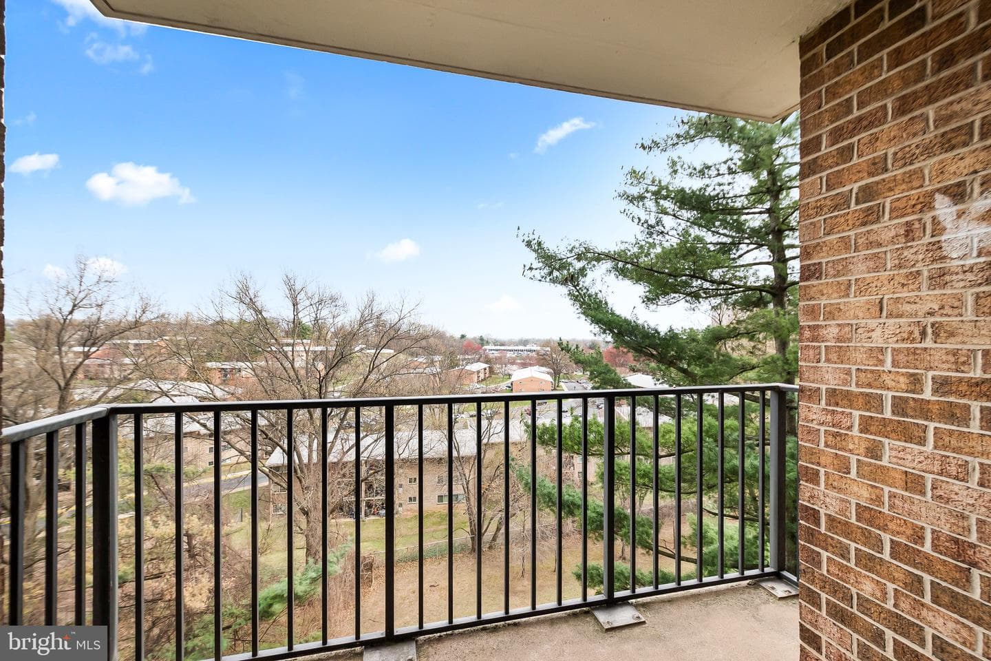 2300 Pimmit Drive #608 photo 9
