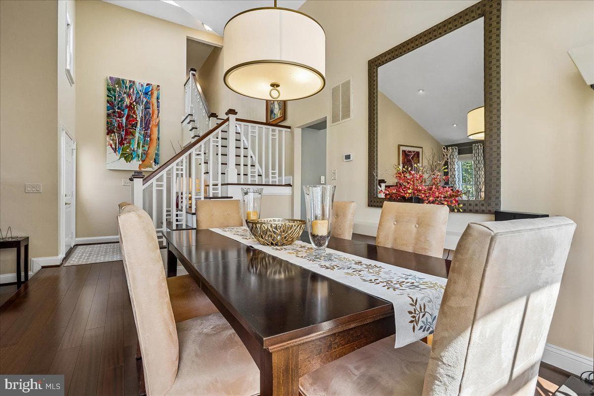 7801 Blue Jasmine Court photo 10