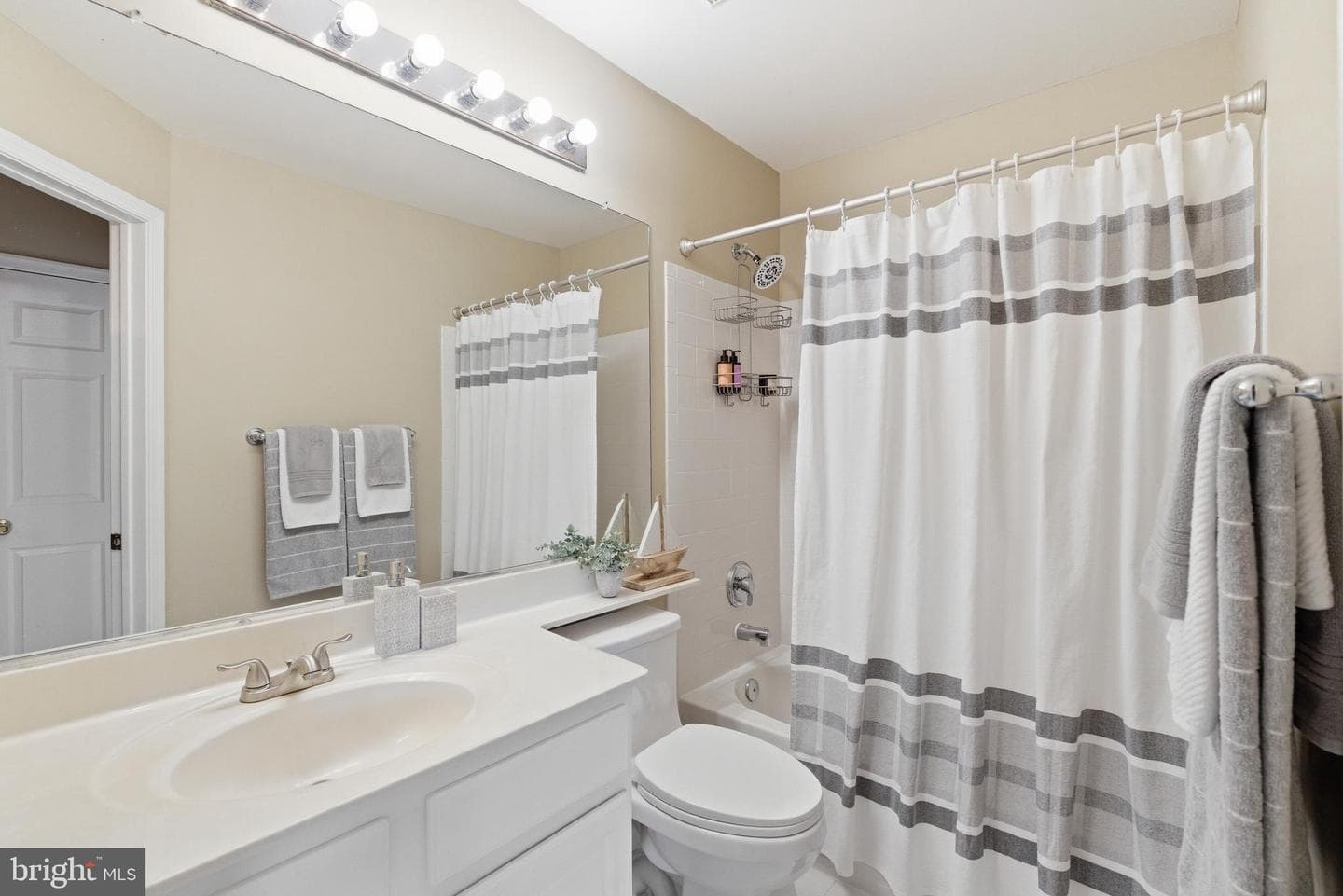 5146 Ballycastle Circle photo 36