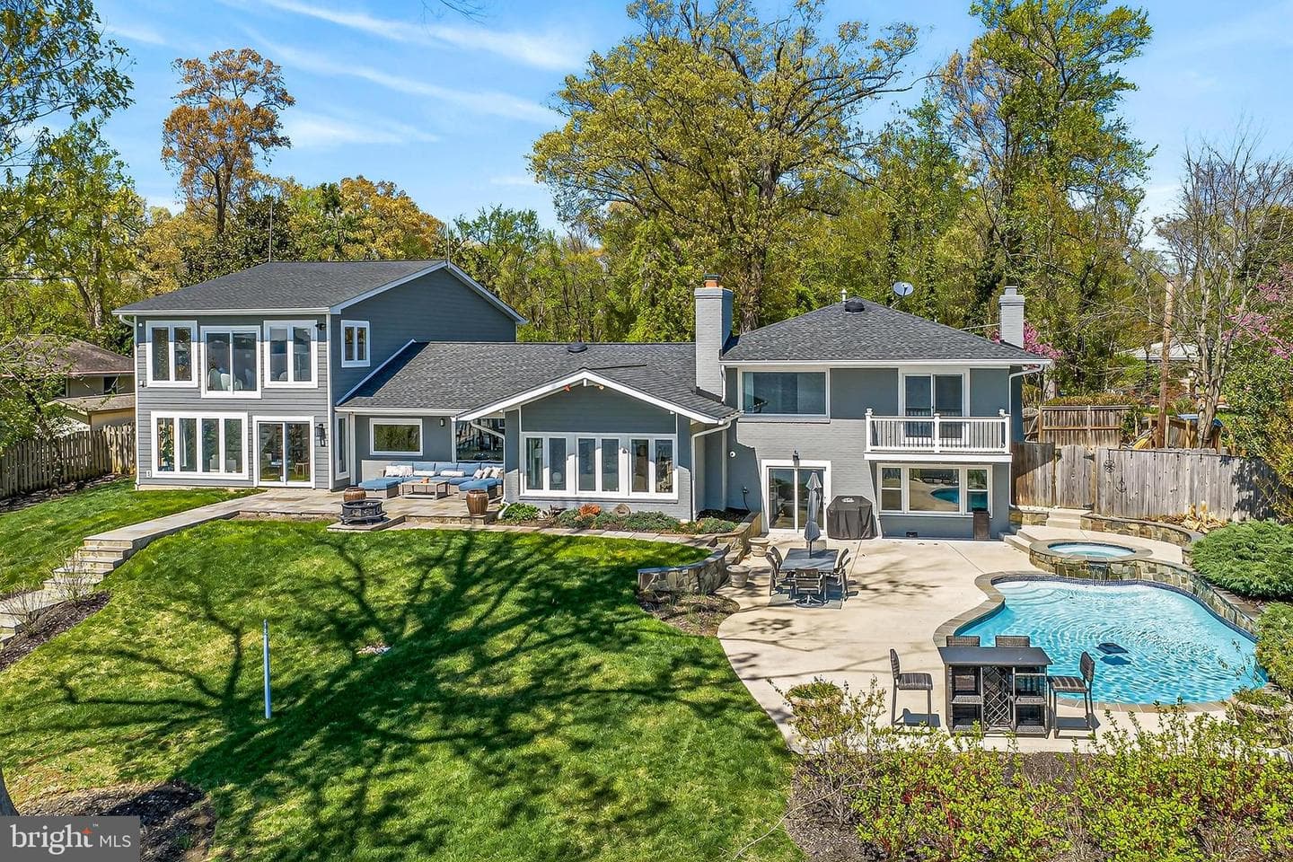 5801 River Drive photo 8