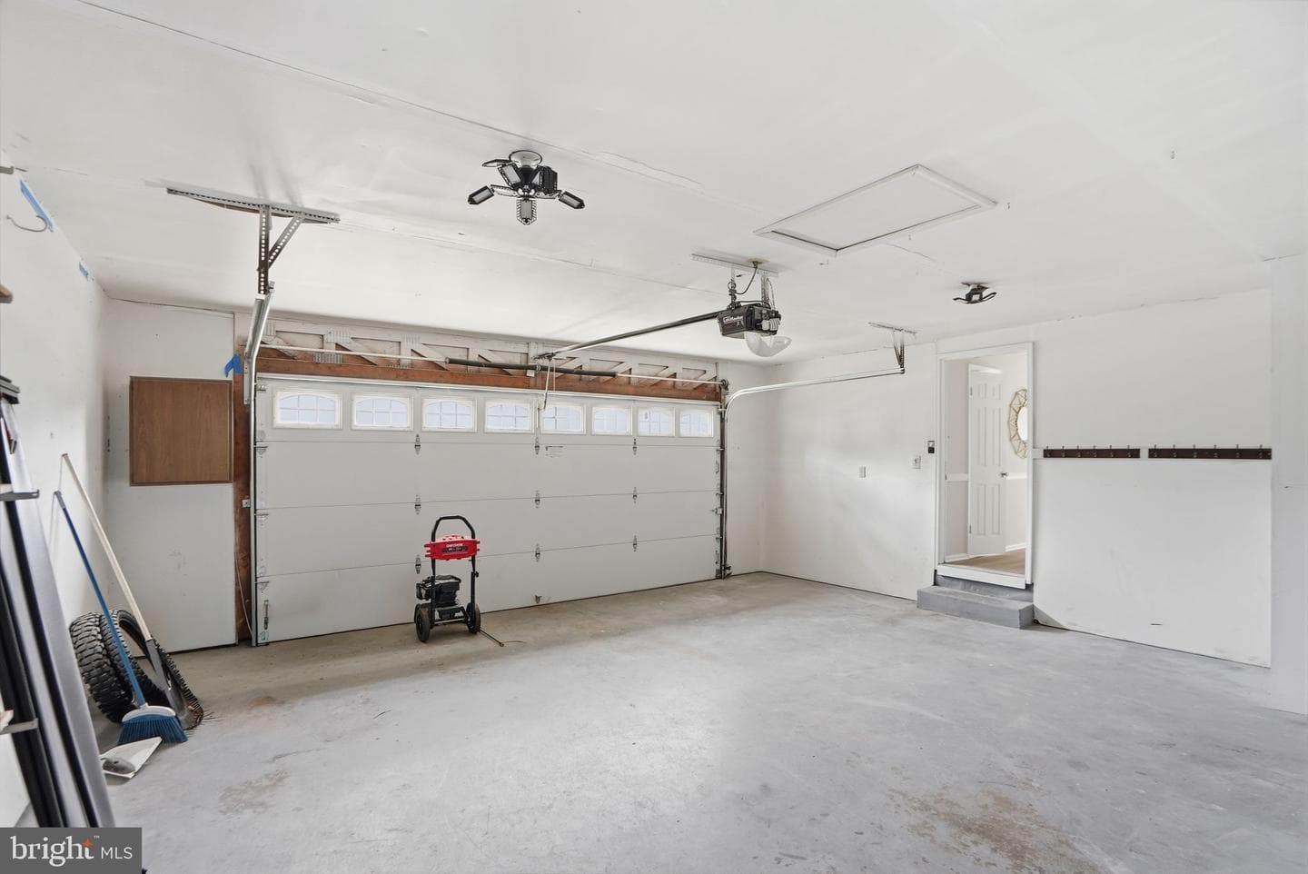 2592 John Milton Drive photo 54