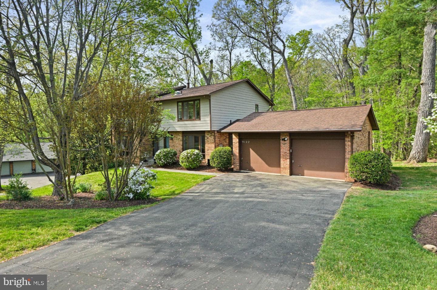 9122 Cricklewood Court