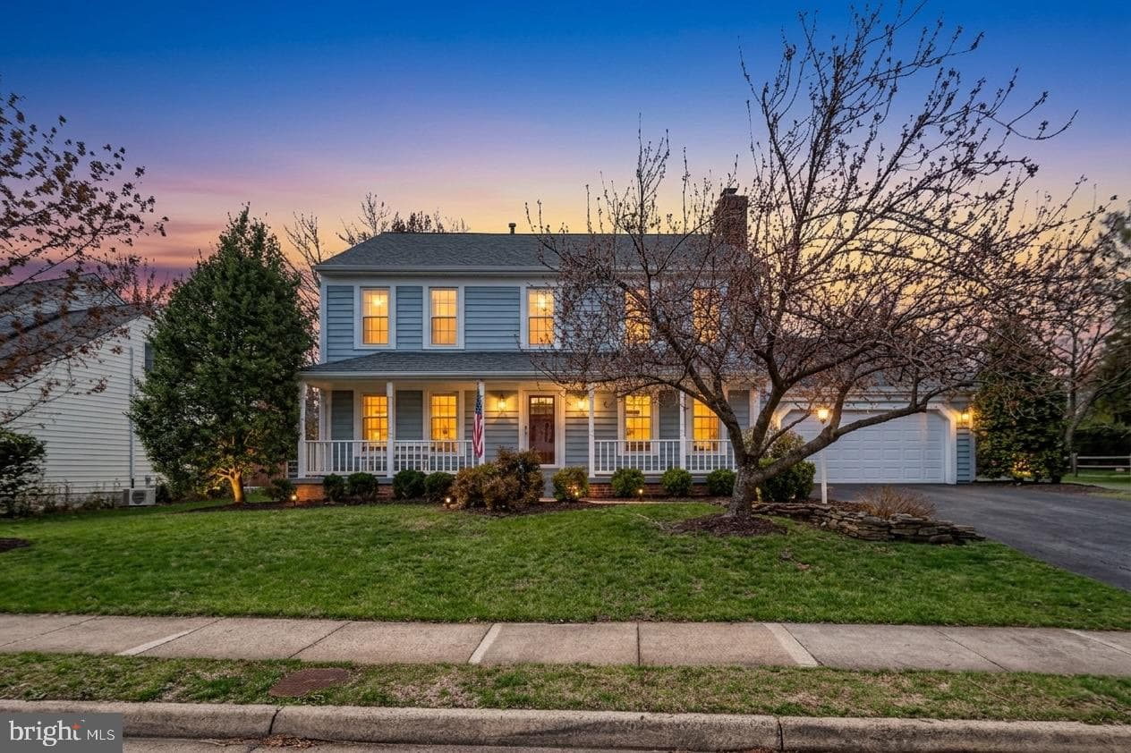 8942 Kenilworth Drive photo 4