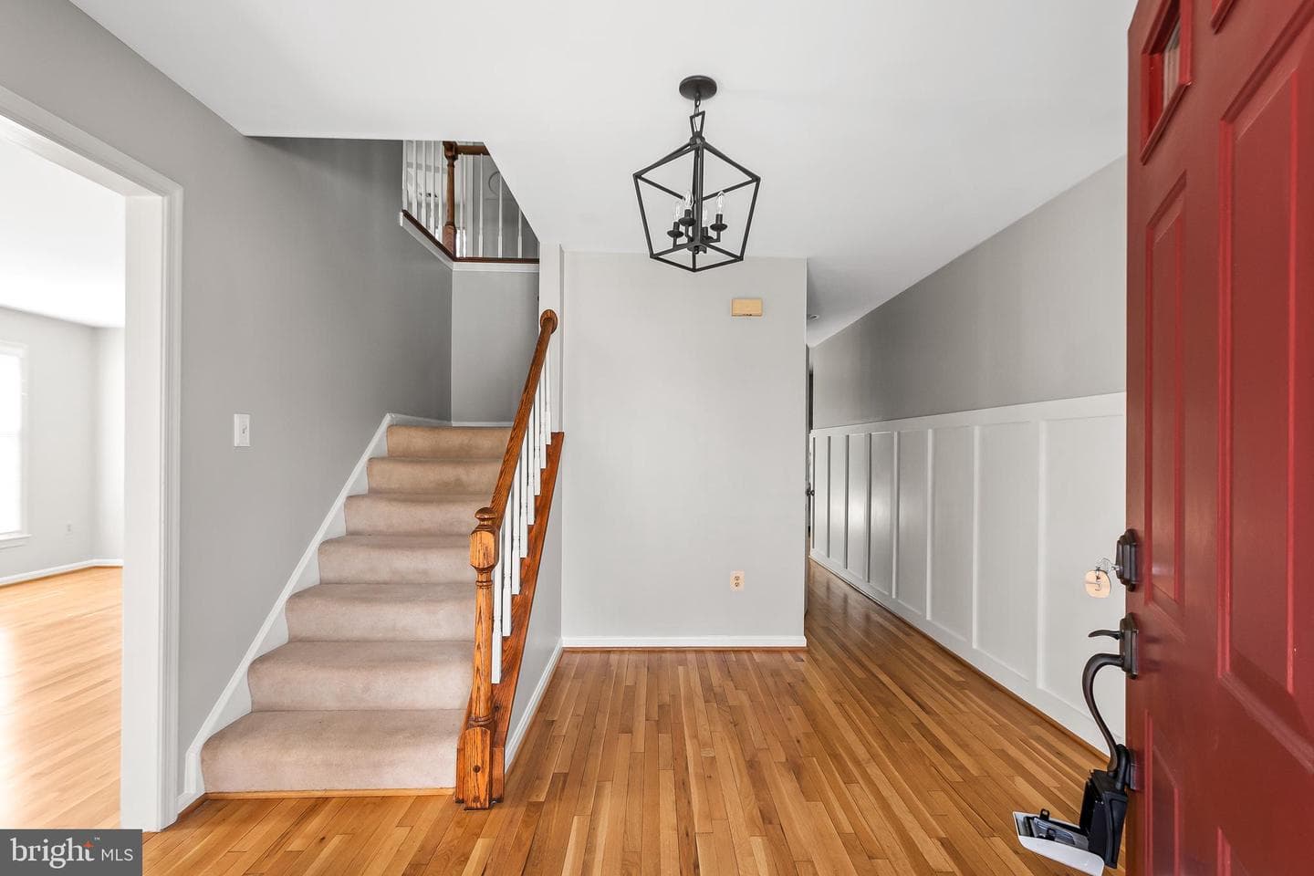8942 Kenilworth Drive photo 6