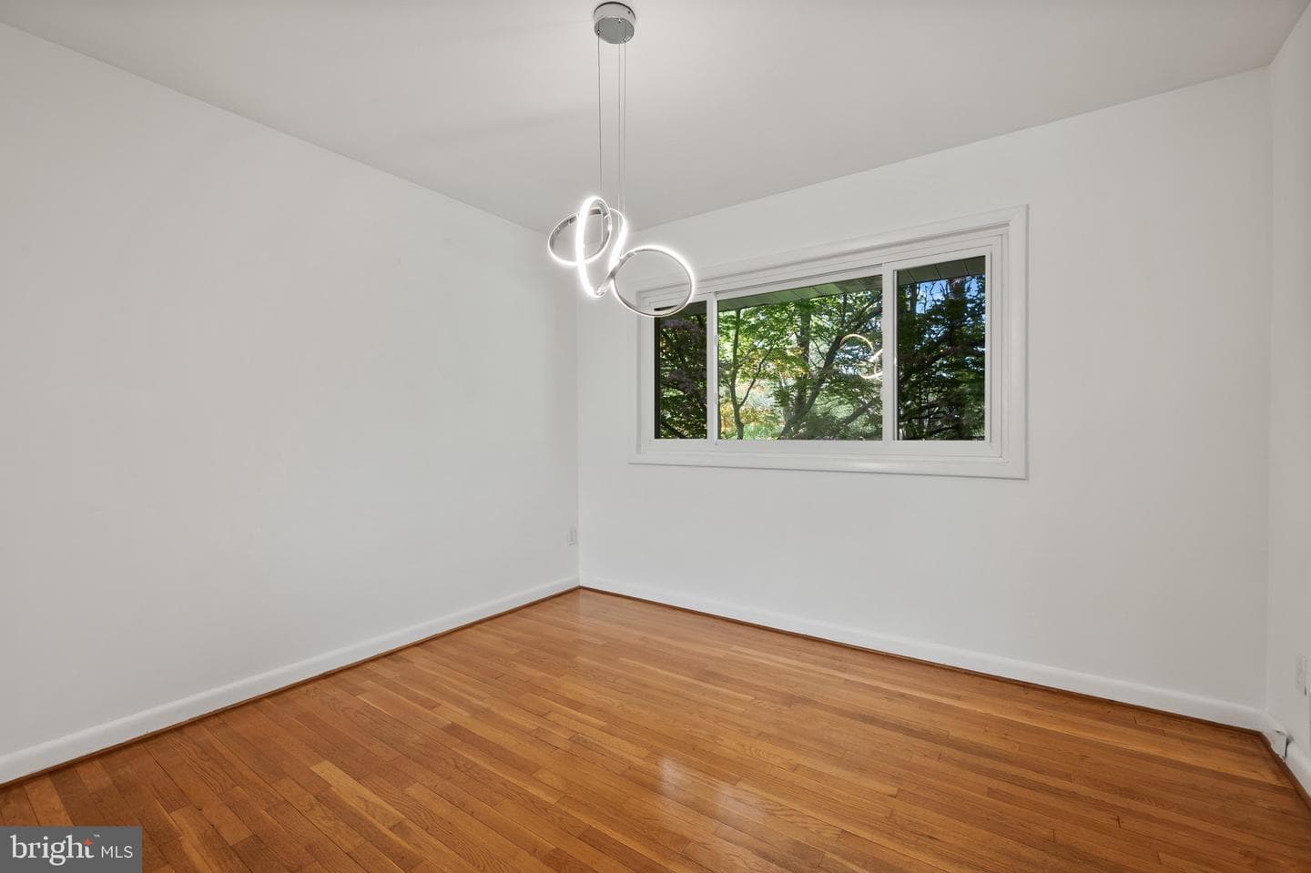 6523 Kerns Road photo 22