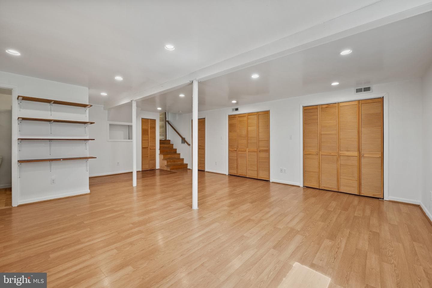 6523 Kerns Road photo 26