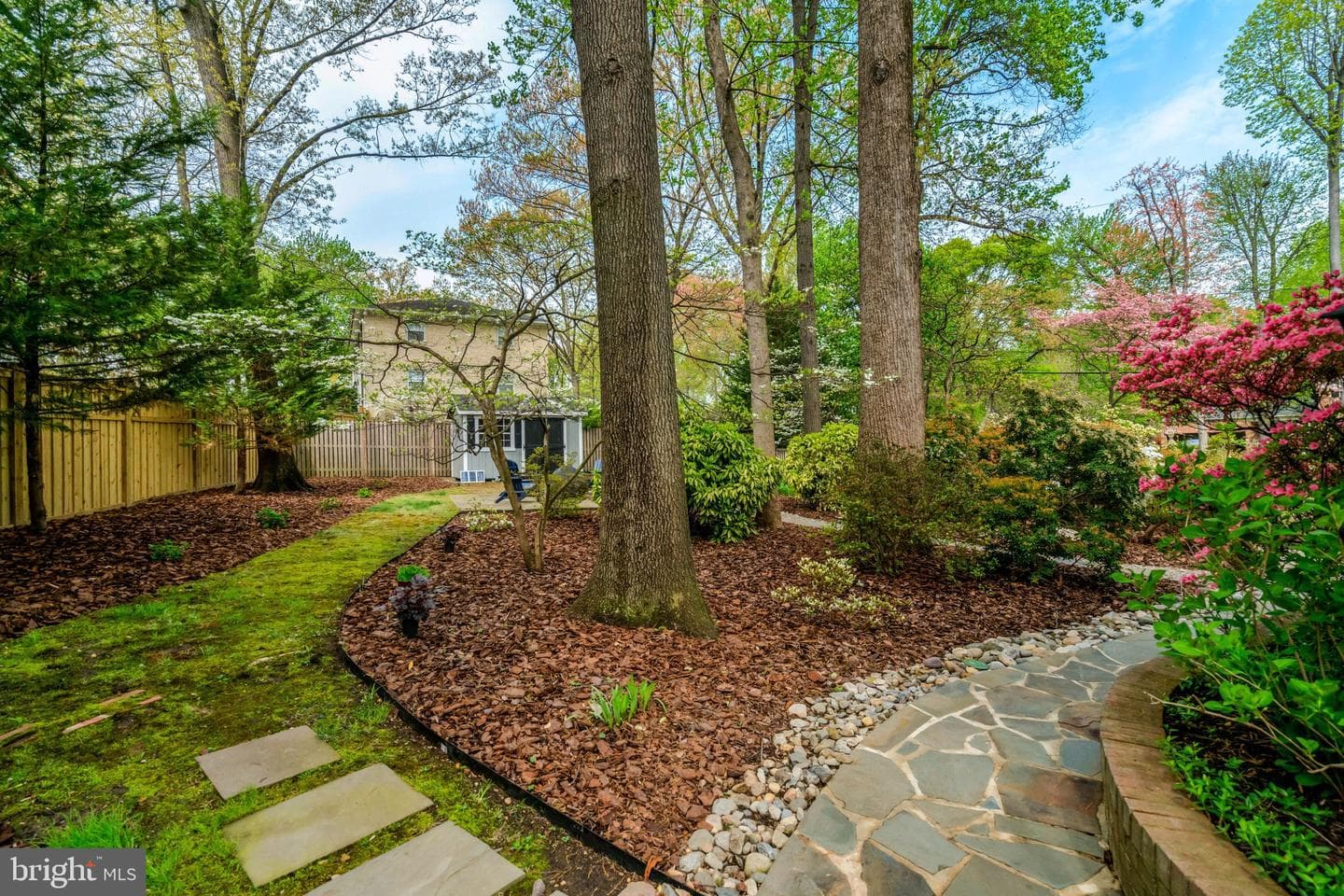 3911 Locust Lane photo 47
