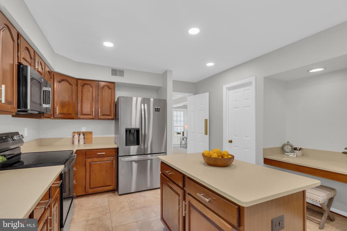 8101 Overlake Court photo 14