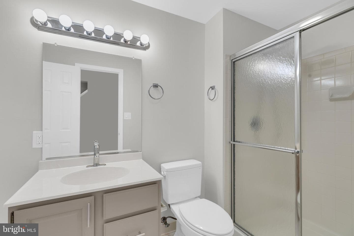 8101 Overlake Court photo 47