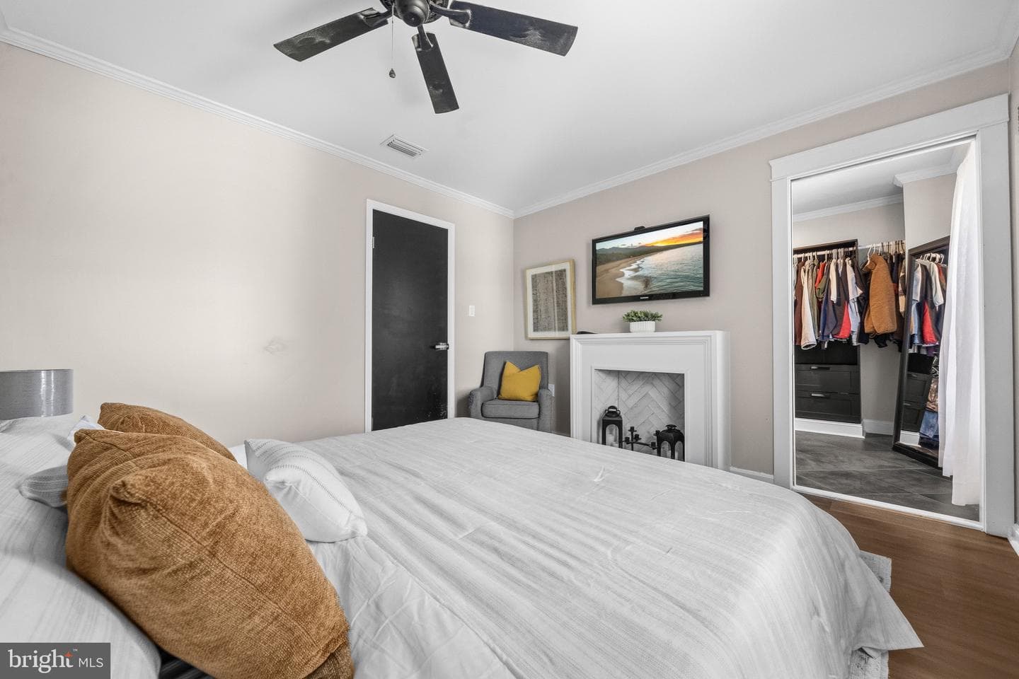 14206 Royal Oak Lane photo 26