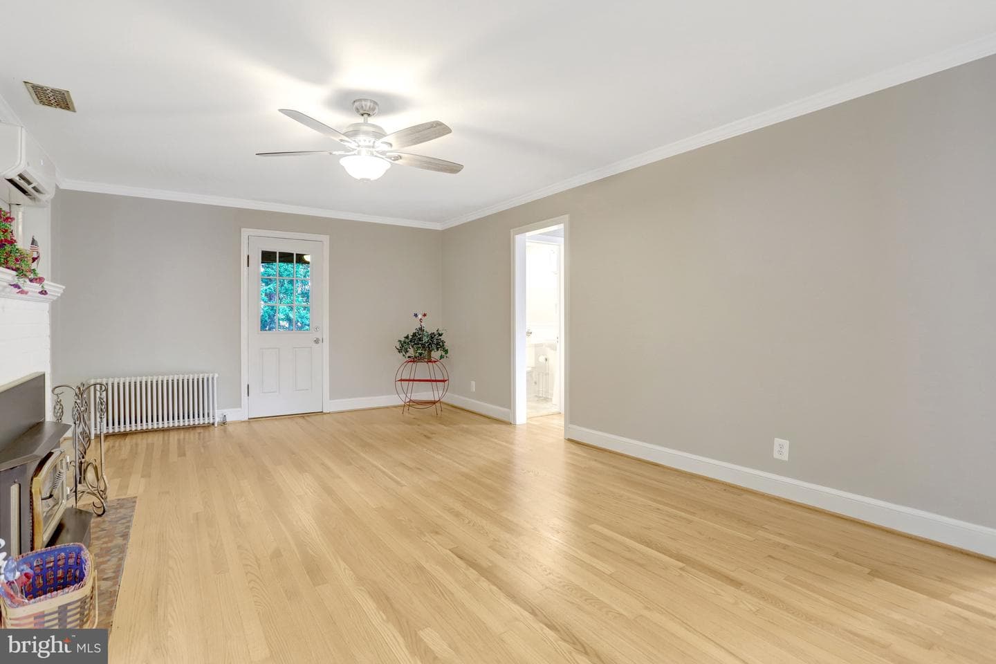 2753 Woodlawn Avenue photo 28