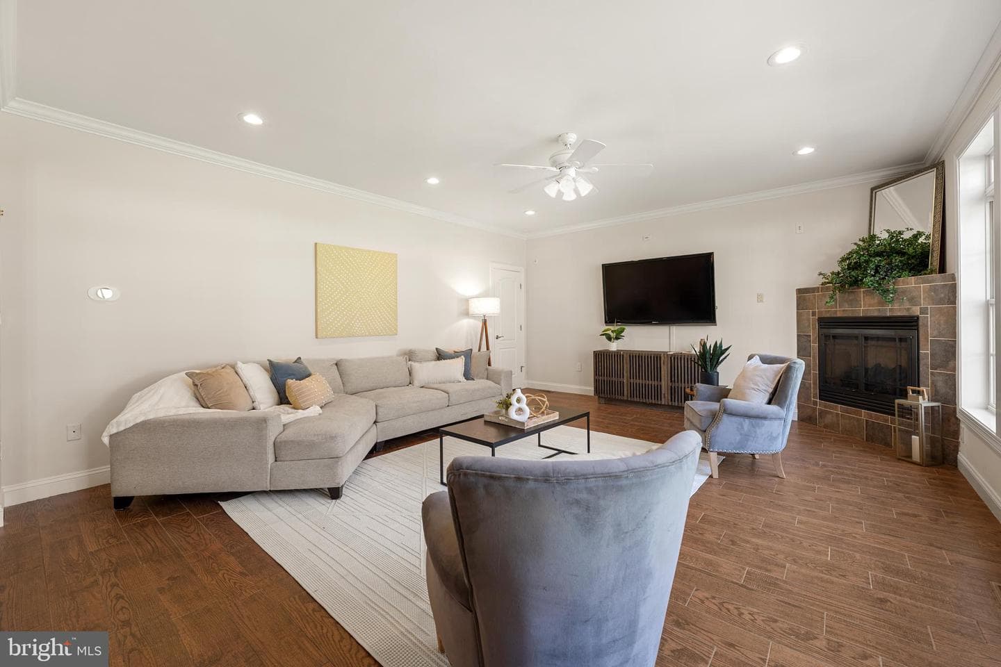 6912 Alpine Drive photo 10