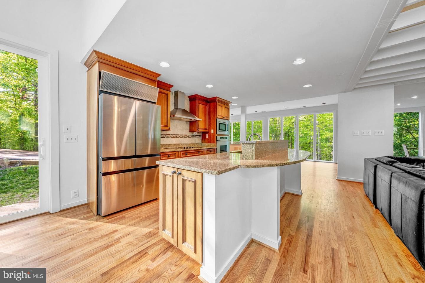 125 Eagles Mere Road photo 18
