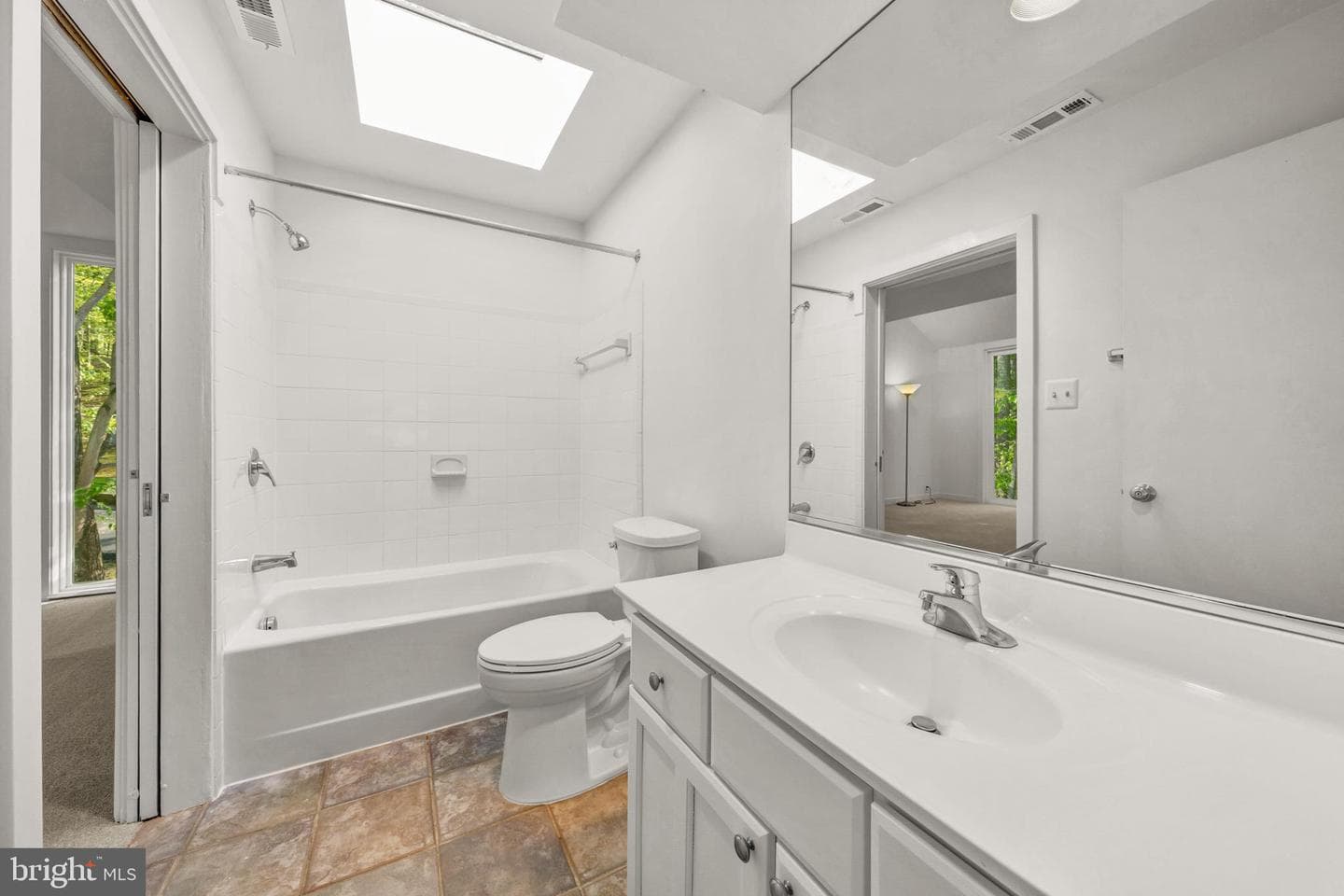 125 Eagles Mere Road photo 40