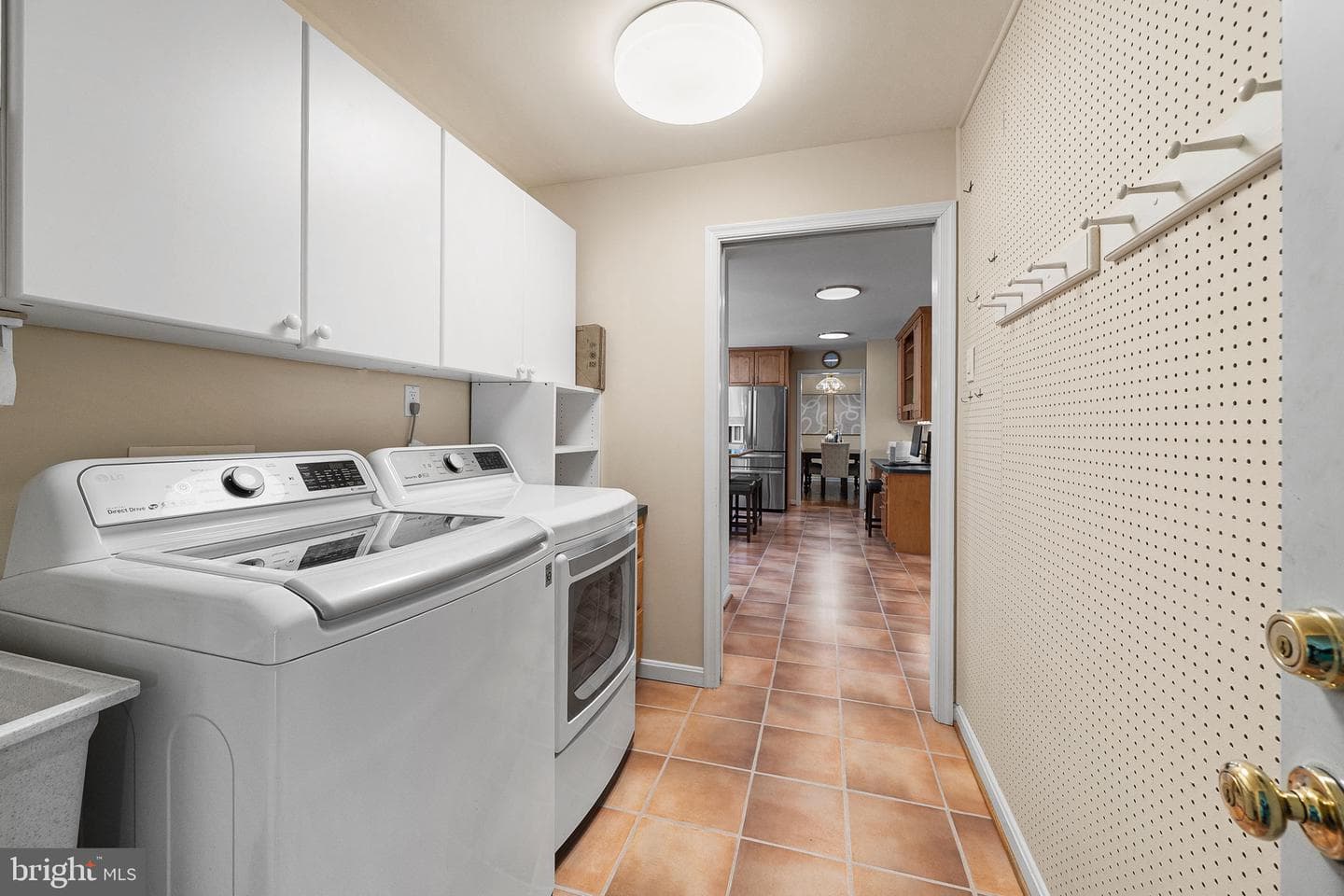 4224 Holborn Avenue photo 37