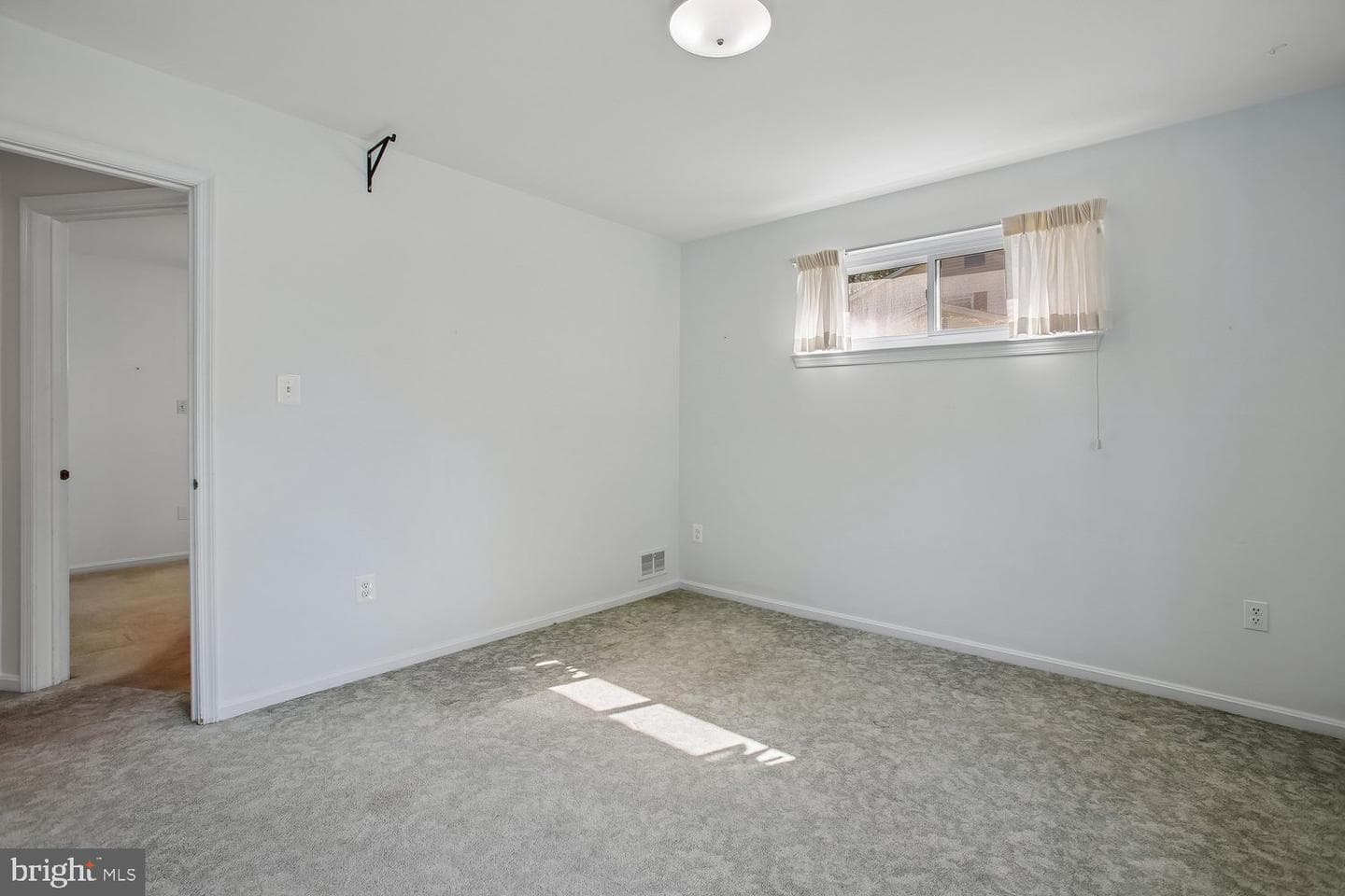 6809 Ontario Street photo 46