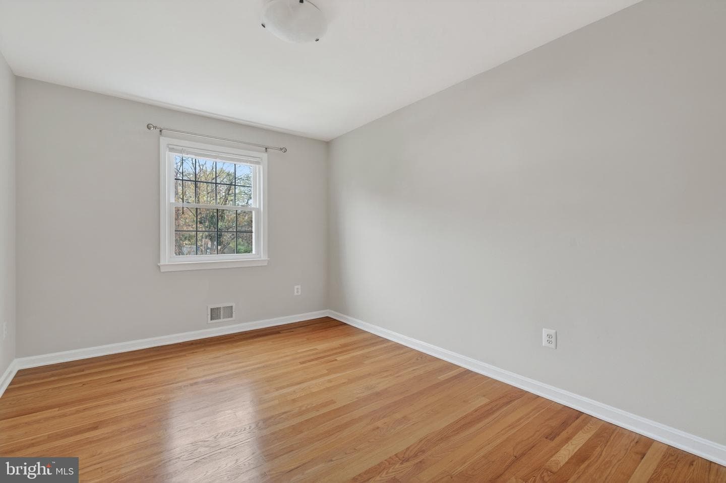 6805 Market Square Drive photo 26