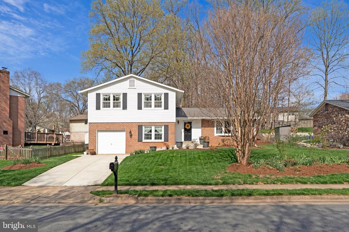 5148 Pumphrey Drive photo 2