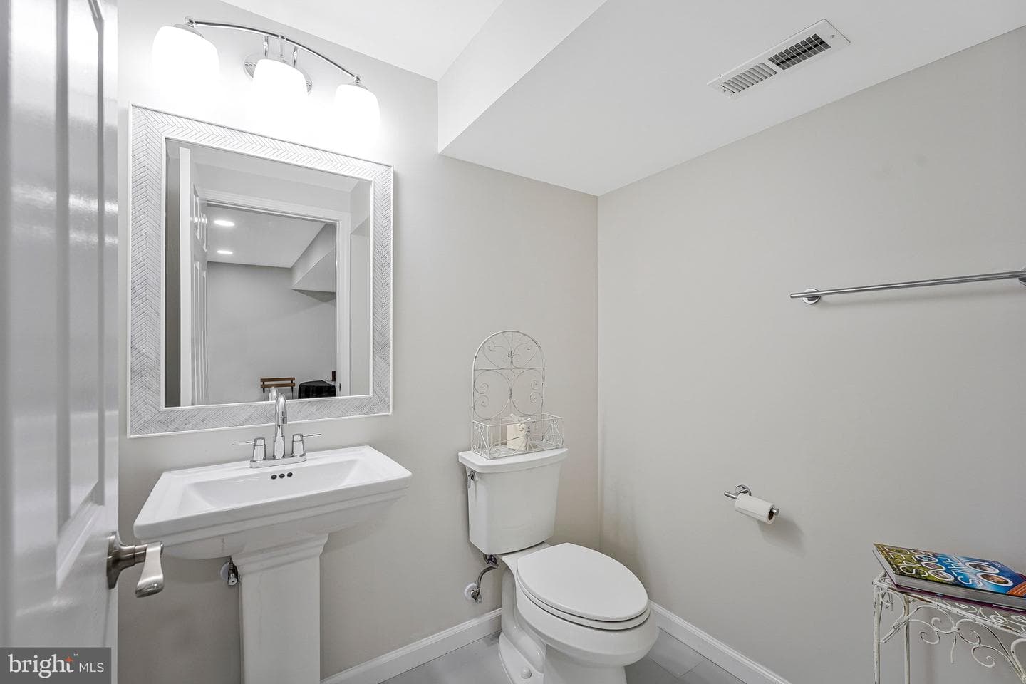 5148 Pumphrey Drive photo 32