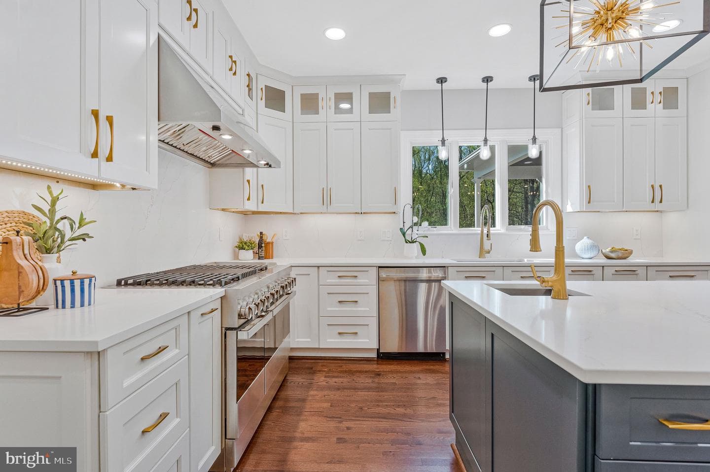 8611 Brook Road photo 21