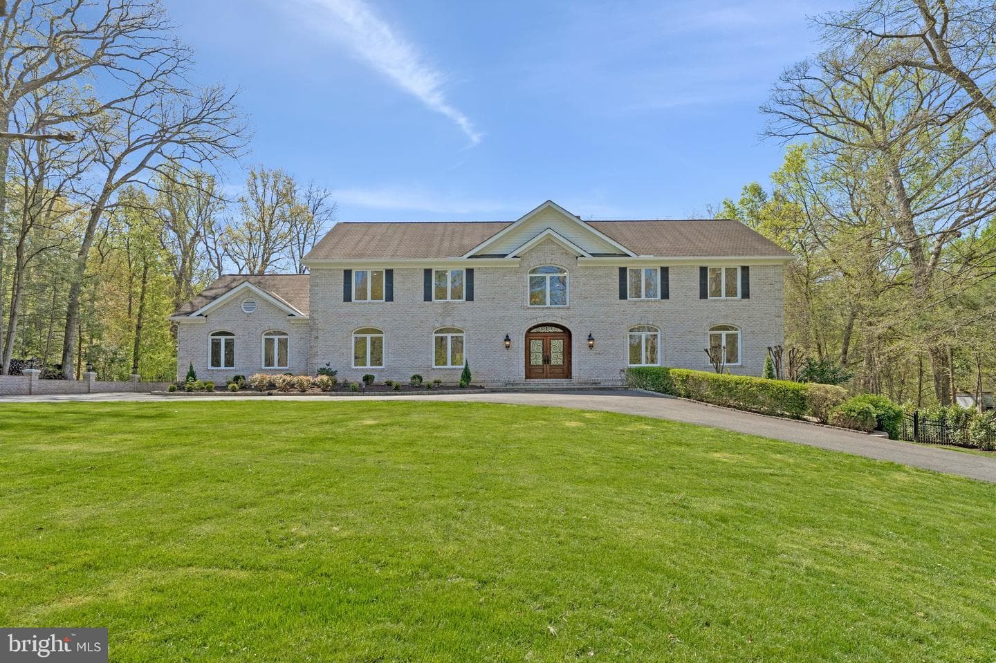8611 Brook Road photo 3