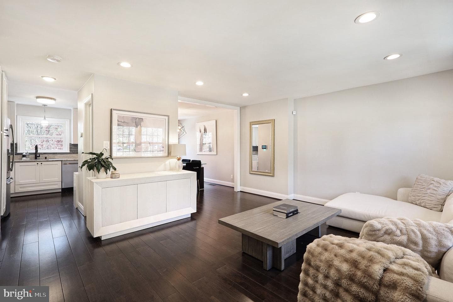 6308 Paddington Lane photo 3