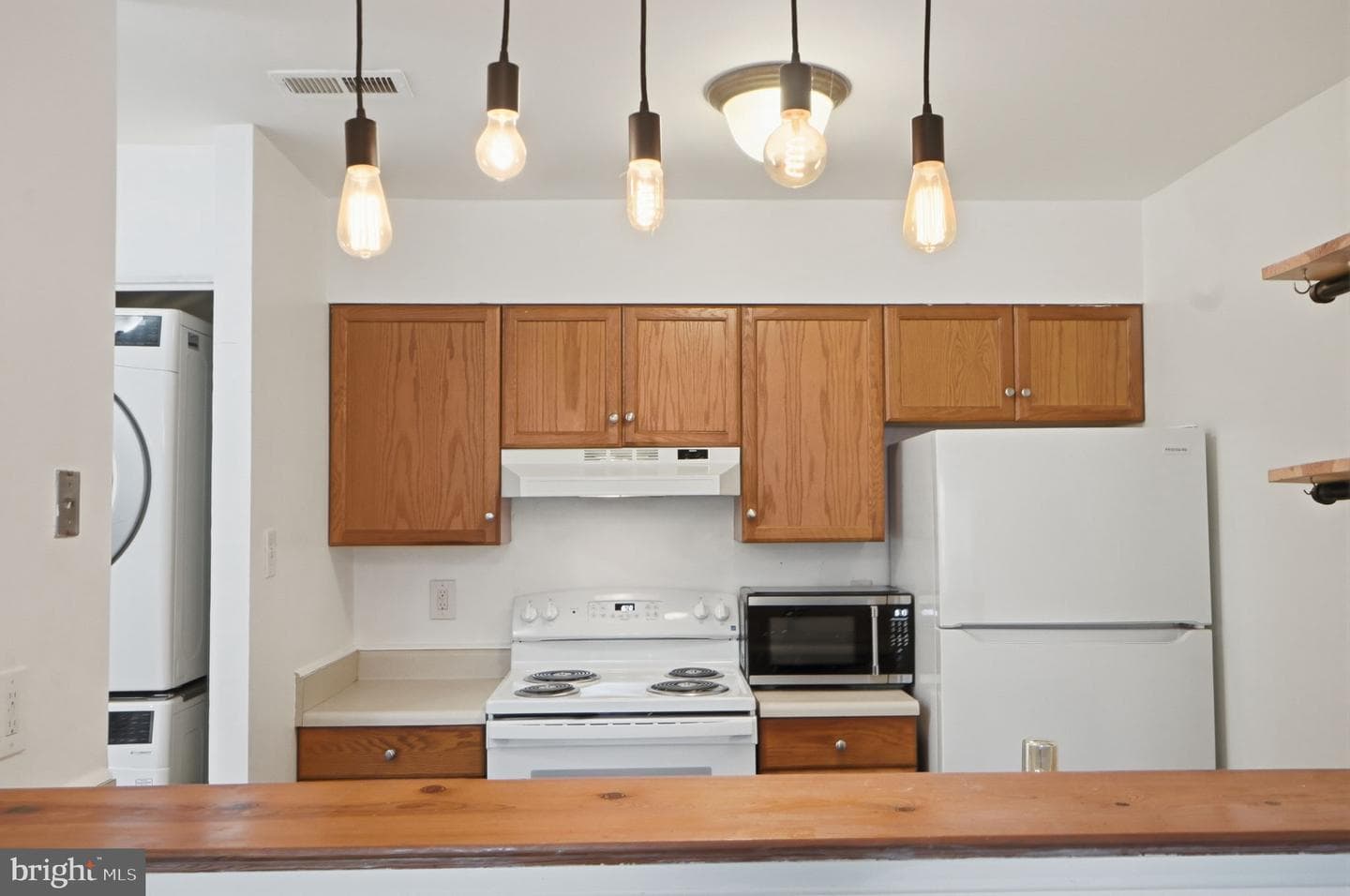 3914 Woodhue Place #6 photo 8