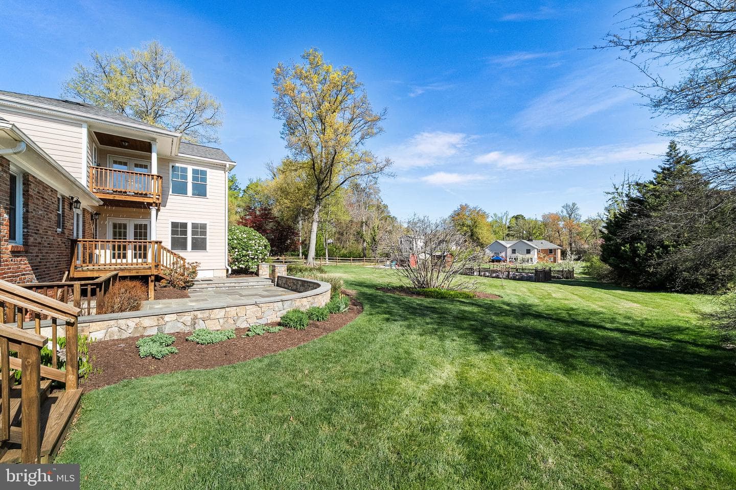 5216 Remington Drive photo 21