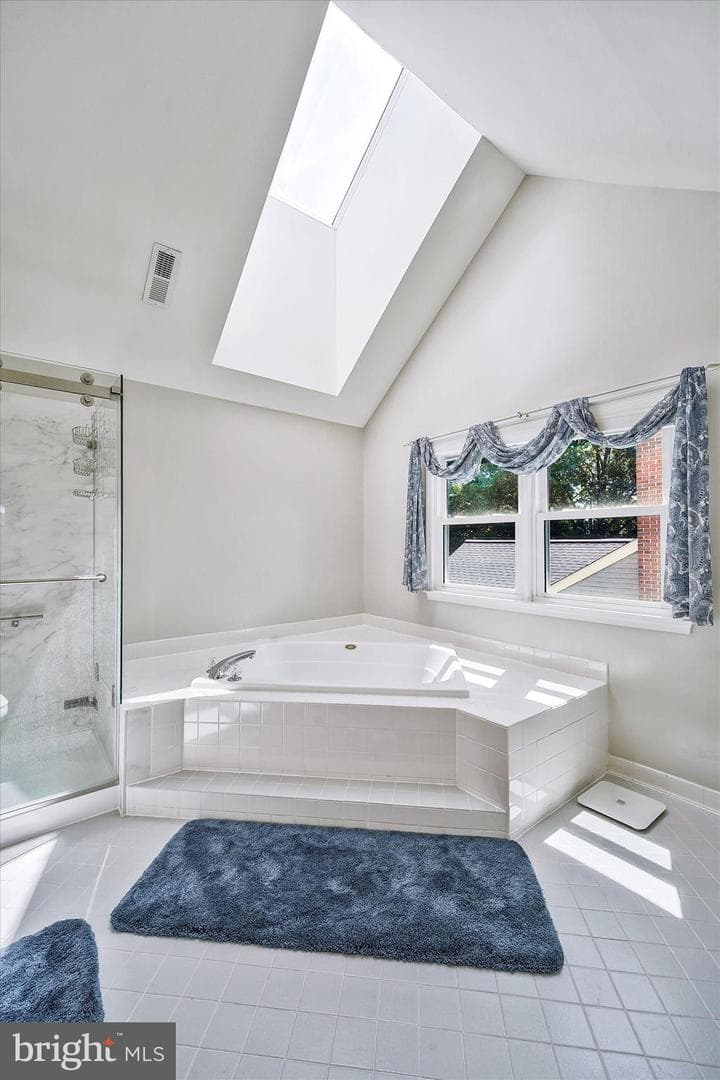 6109 Oakengate Way photo 23