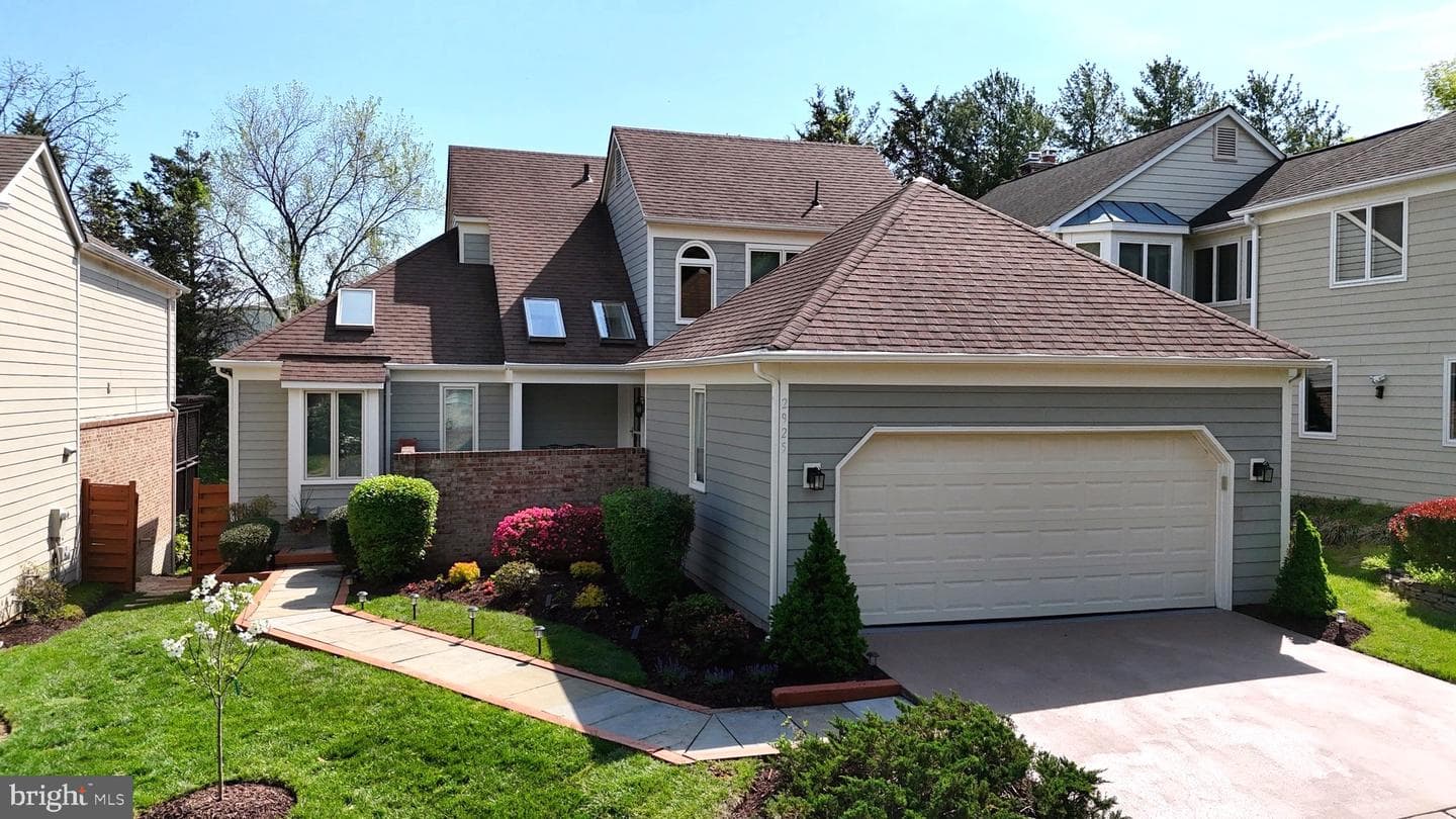 2925 Aran Court photo 82