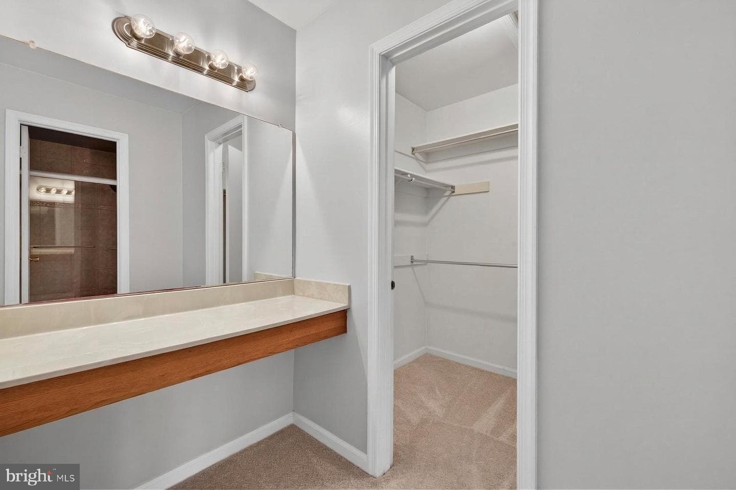 14422 Coachway Drive photo 28