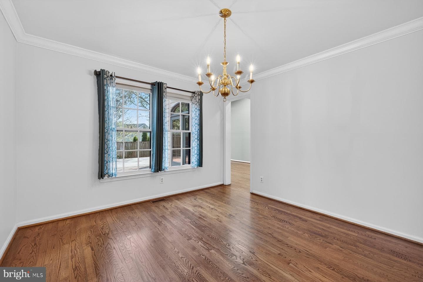14422 Coachway Drive photo 9