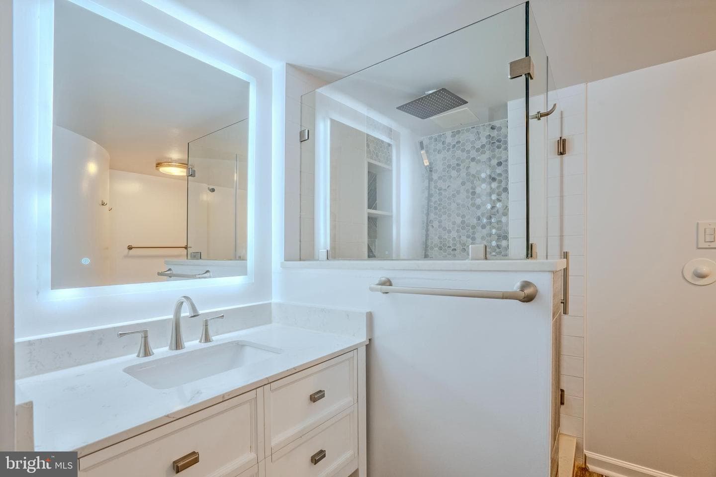 1800 Old Meadow Road #218 photo 19