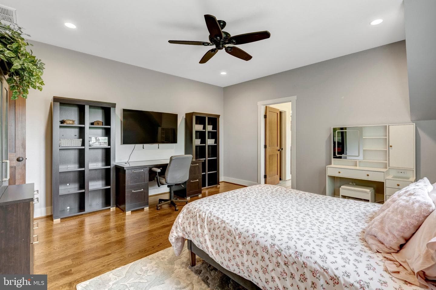1712 Abbey Oak Drive photo 45