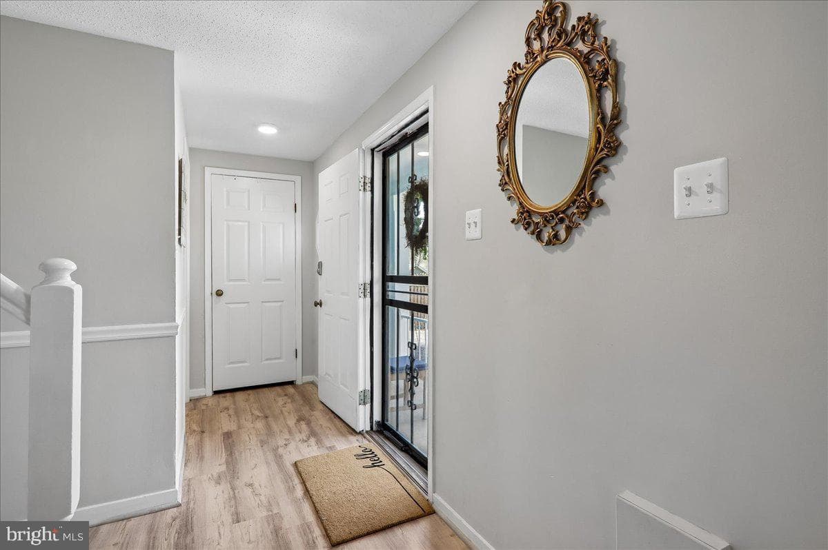 4711 Pole Road photo 4