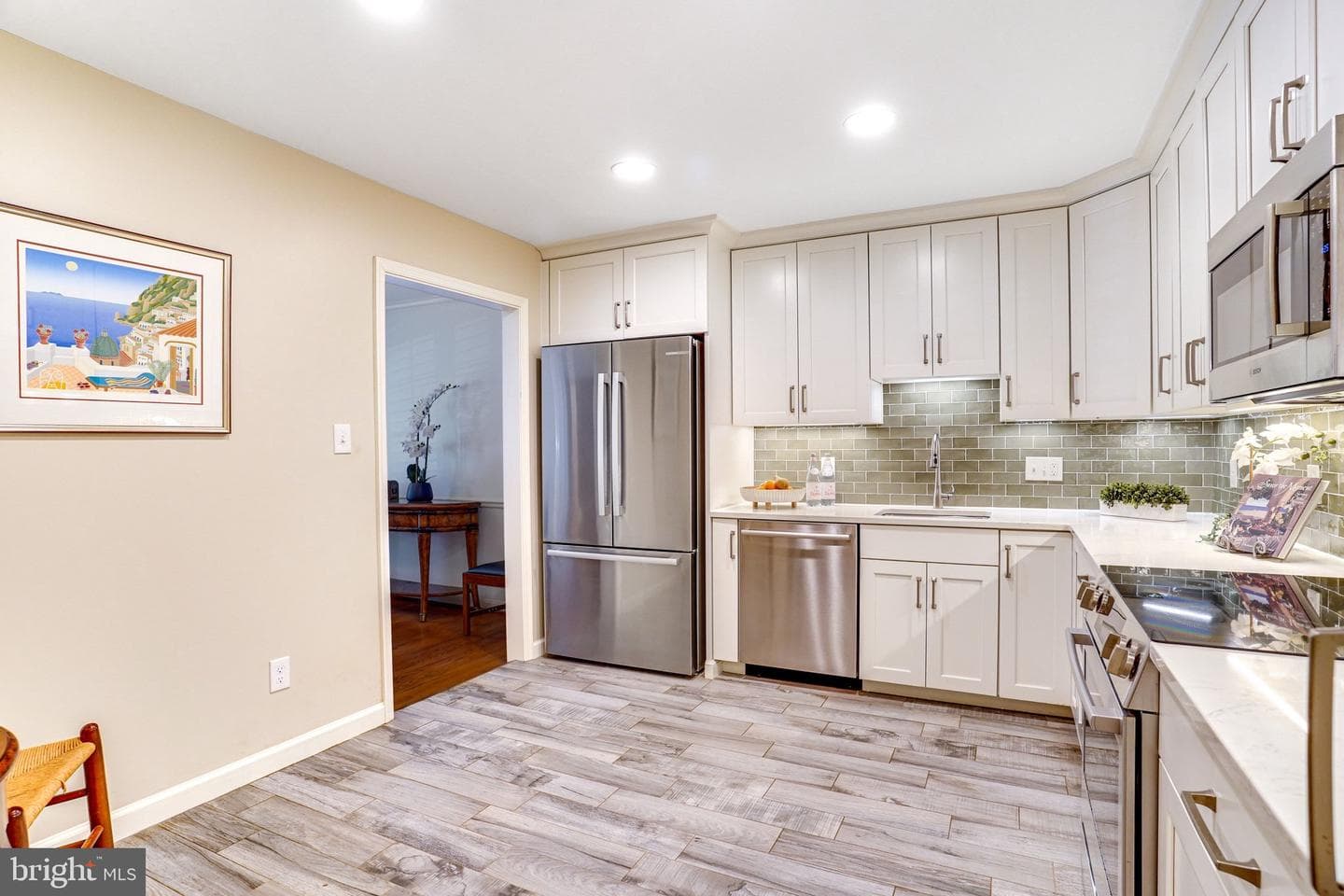 6724 Melrose Drive photo 8