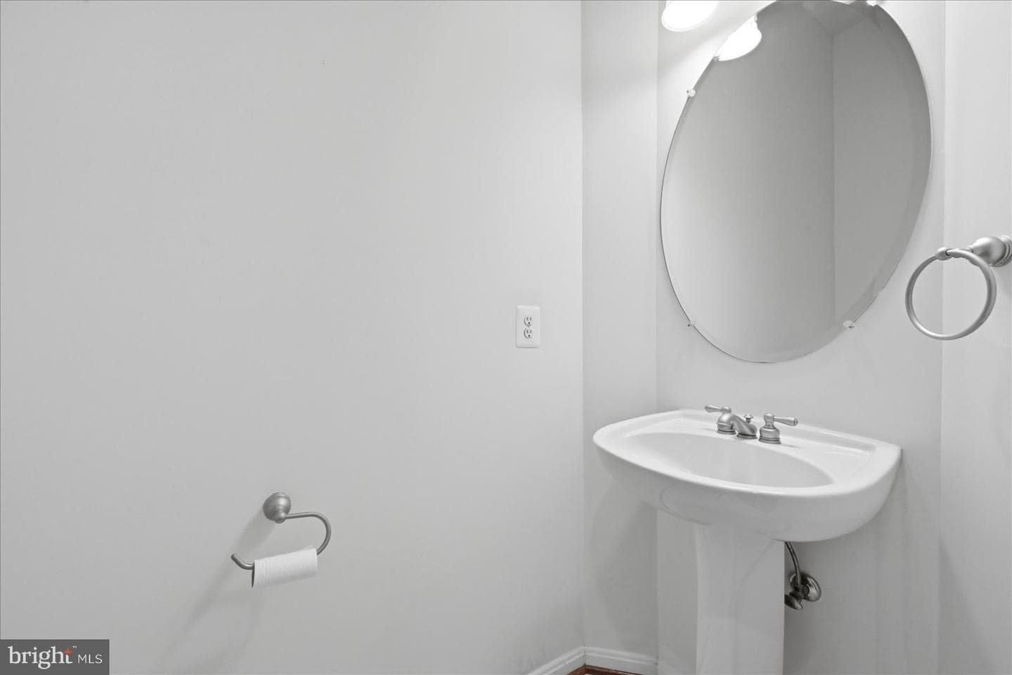 8312 Allerdale Court photo 9