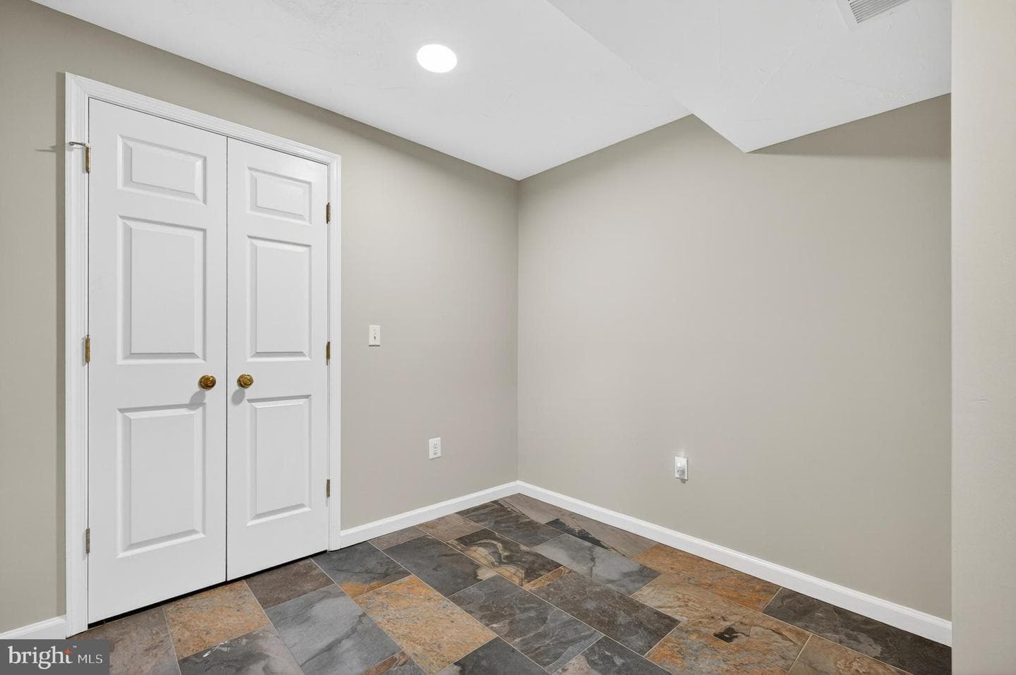 2906 Oakton Ridge Circle photo 35