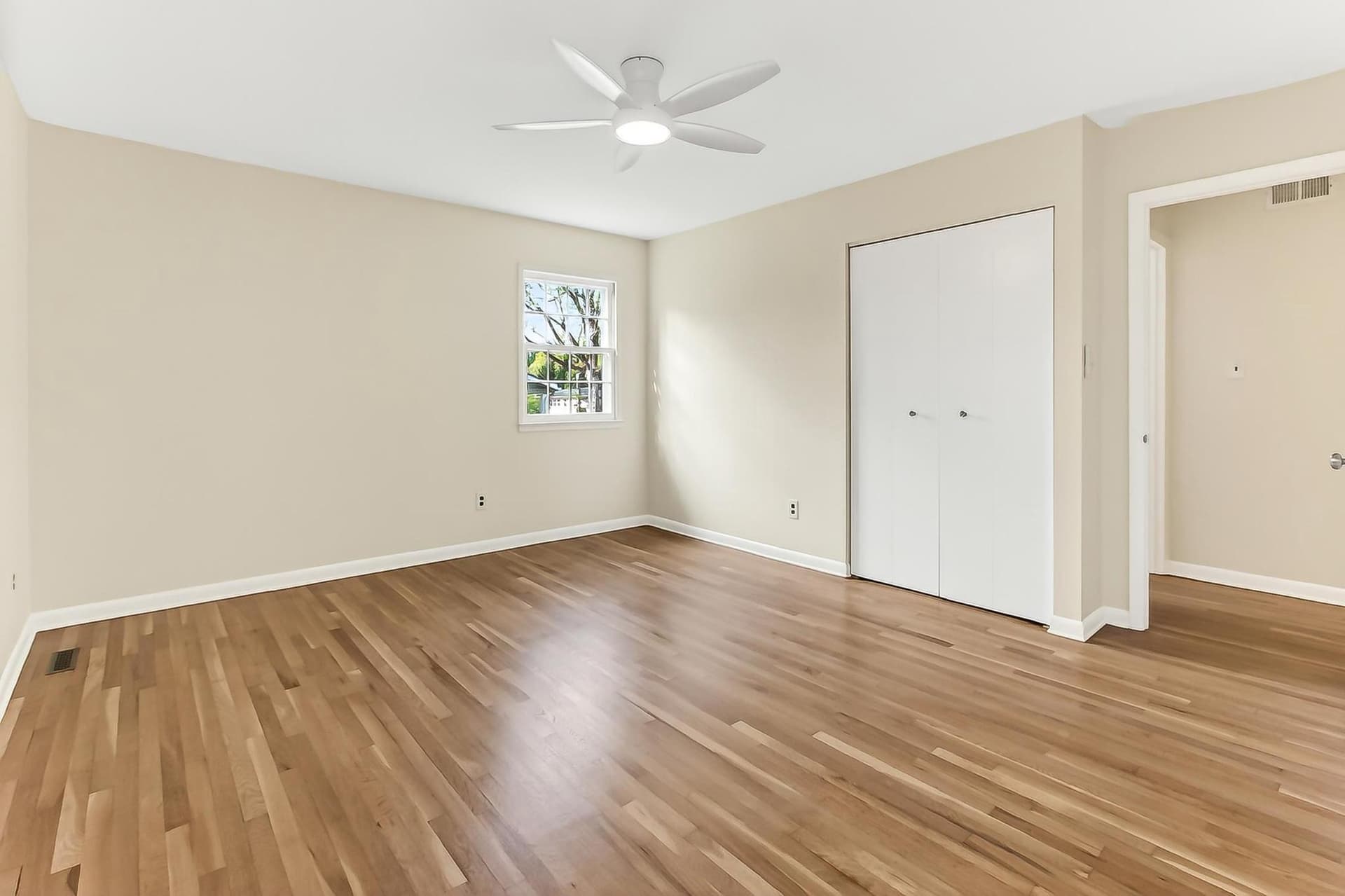 4317 Selkirk Drive photo 32
