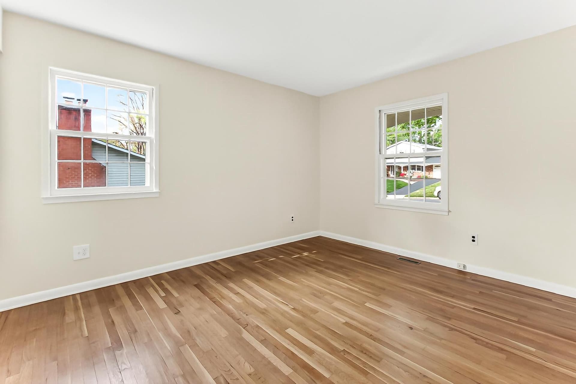 4317 Selkirk Drive photo 38