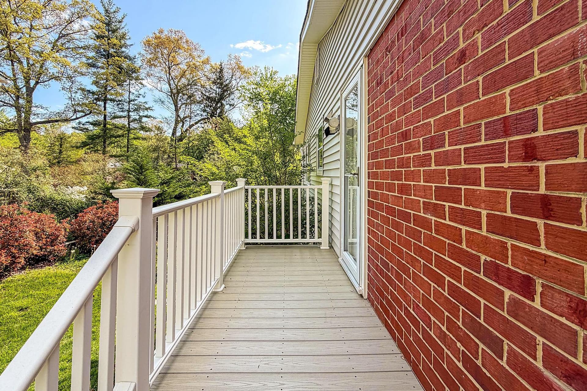 4317 Selkirk Drive photo 4