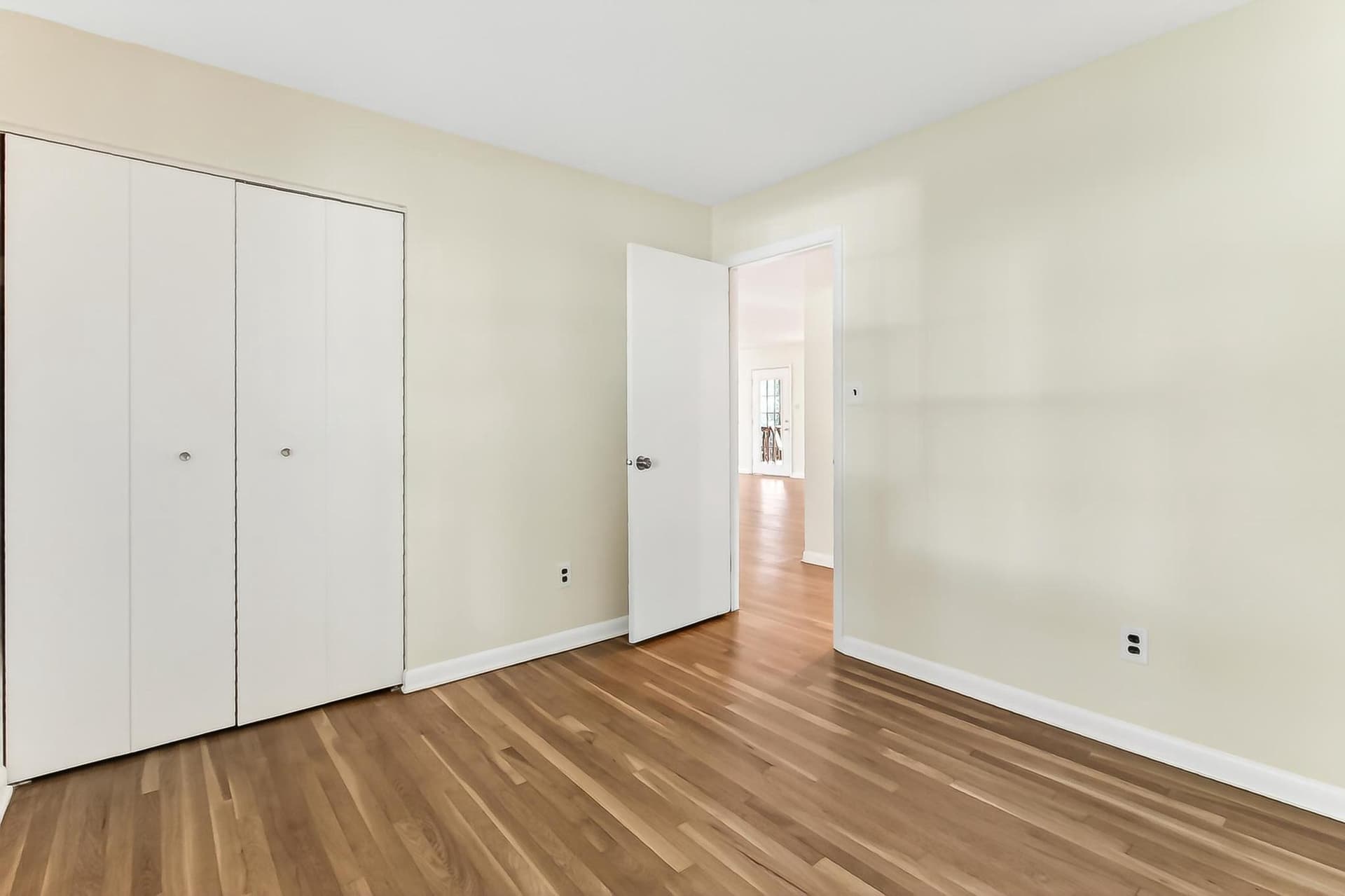 4317 Selkirk Drive photo 40