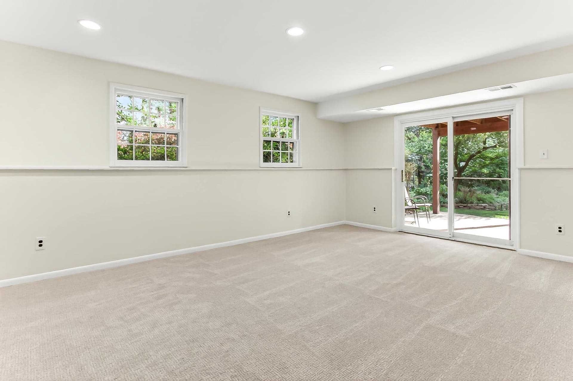 4317 Selkirk Drive photo 47