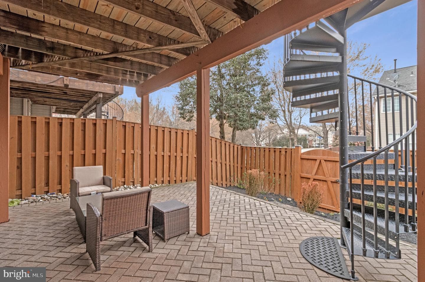 7406 Roudsby Court photo 45